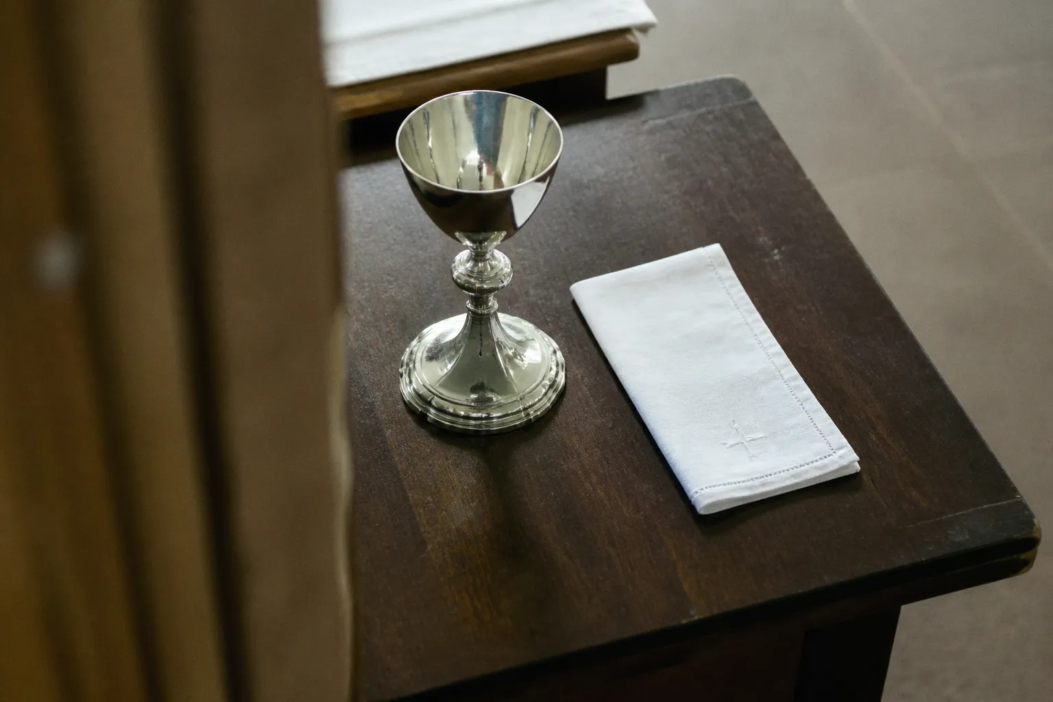 Altar guild communion setup: fixing common preparation errors