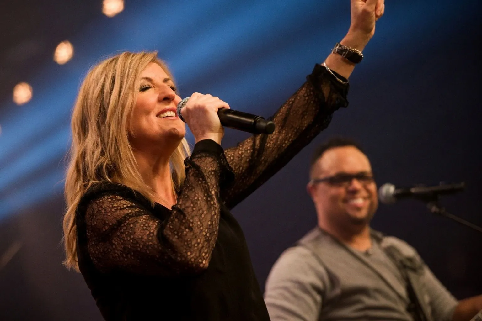 Darlene Zschech Reveals the Personal Hardships Behind Shout to the Lord