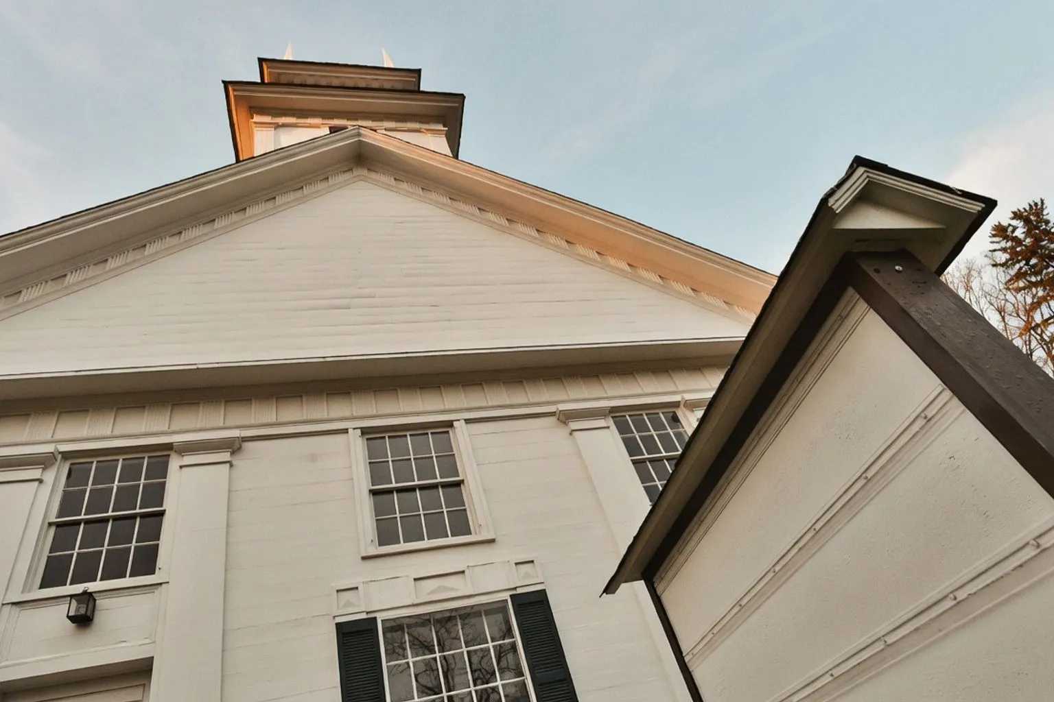 Why Accurate Worship Listings Are Vital for Local Church Outreach